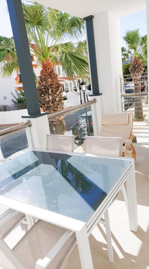 Lovely Apartment Centrally Located In Estepona Exterior foto