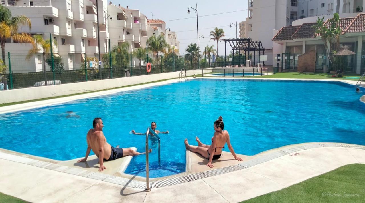Lovely Apartment Centrally Located In Estepona Exterior foto