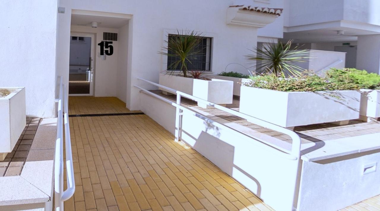 Lovely Apartment Centrally Located In Estepona Exterior foto