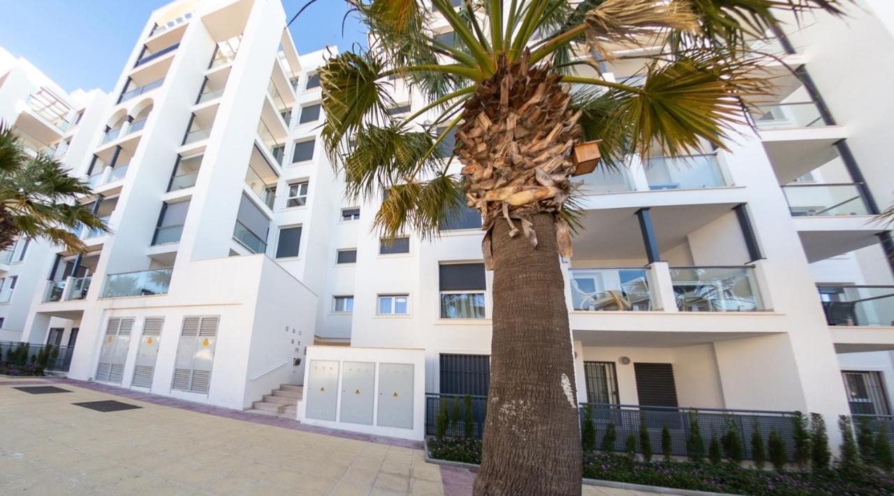 Lovely Apartment Centrally Located In Estepona Exterior foto