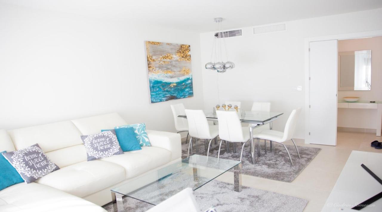 Lovely Apartment Centrally Located In Estepona Exterior foto